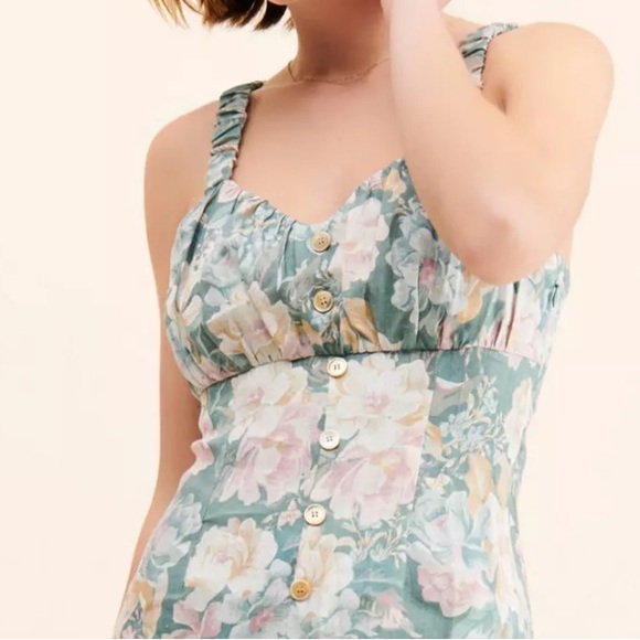 Anthropologie Dresses & Skirts - We Are Kindred Isobel Linen Midi Dress
We Are Kindred Size 2